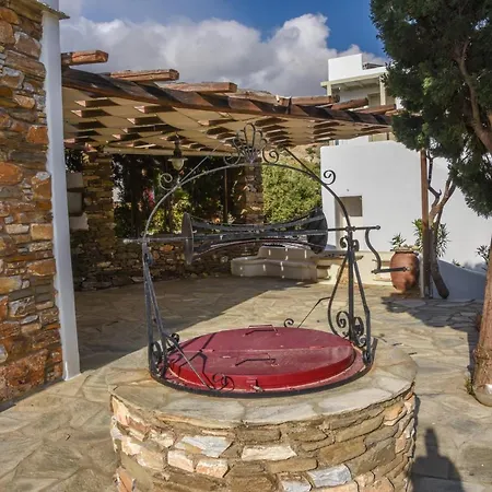 A Luxury House At Ormos Giannaki Beach شقة Kardhianí
